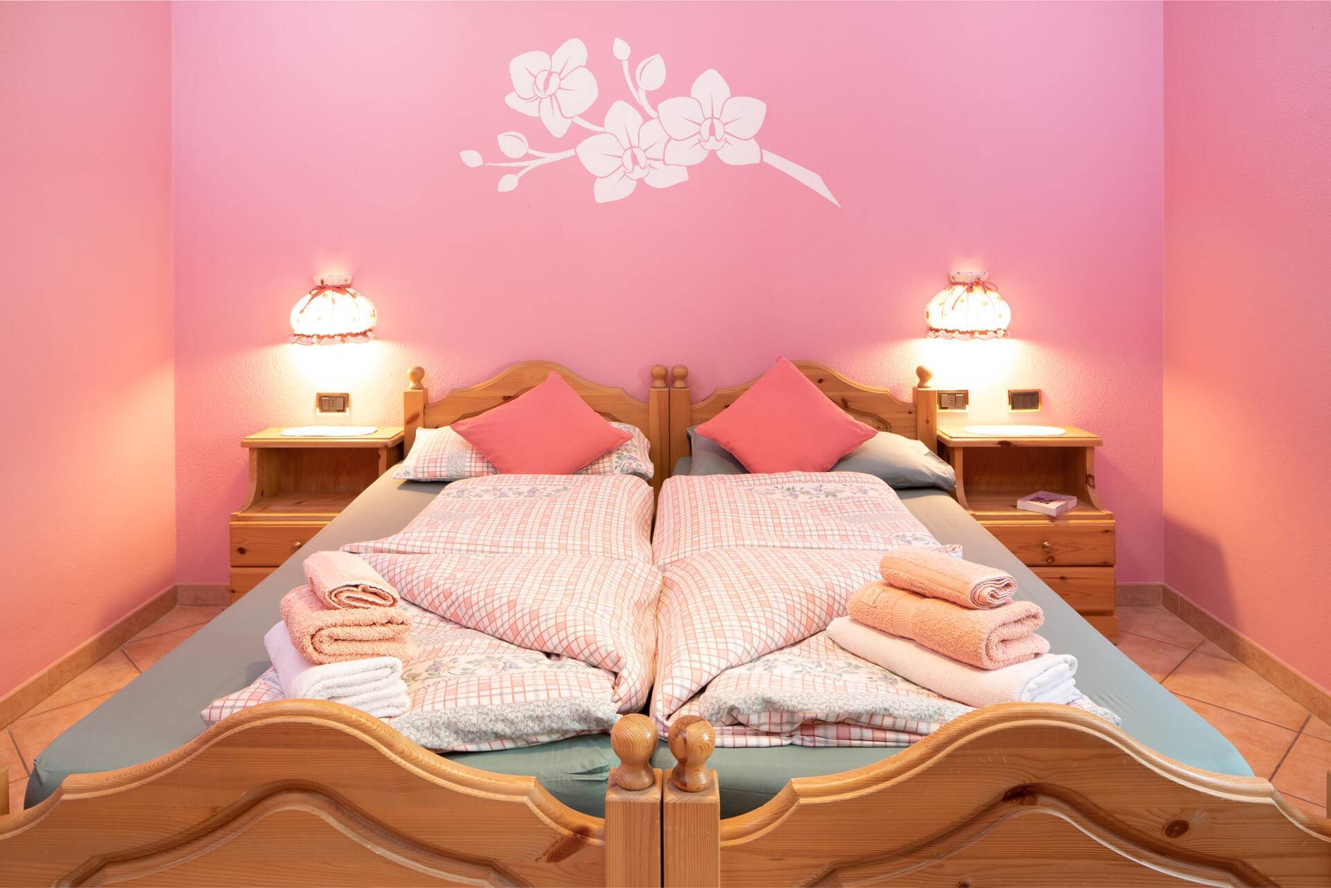 Das Wohnung Rosa bietet 3 Doppelzimmer